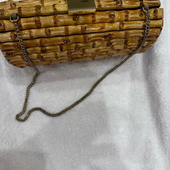 Rattan clutch! Rattan in good condition lining inside of purse shows some wear. - Picture 8 of 14
